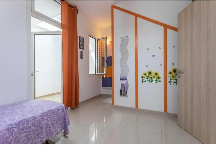 Sunny 50m Dal Mare 3 Da Letto Ferienhaus