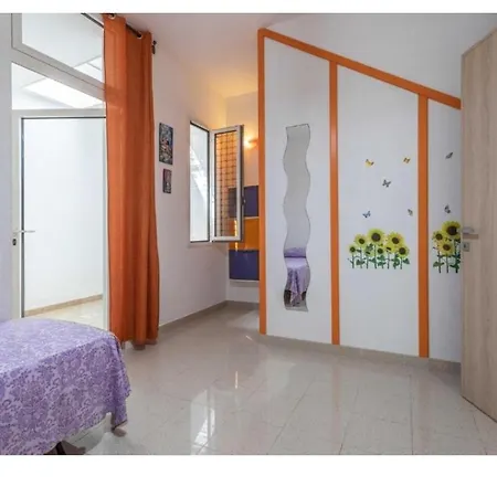 Sunny 50m Dal Mare 3 Da Letto Hébergement de vacances